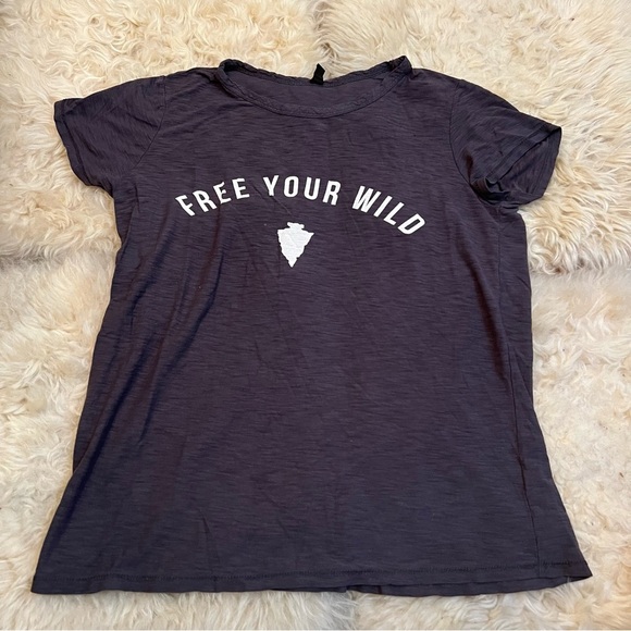 Michelle by Commune Tees - Picture 4 of 4